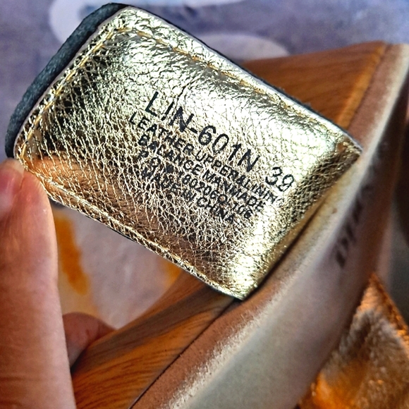 Pair Of Black Comfortable Padded Arch Support Platform Sandals Shoes By Algeria - Picture 4 of 8